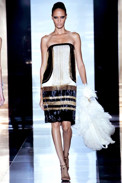 Look 40